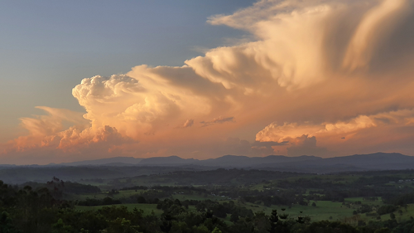 Late afternoon thunderstorms over the Border Ranges