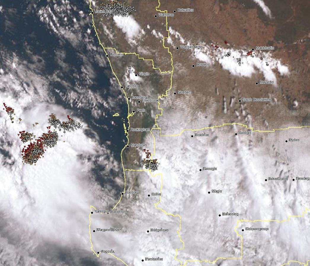 EWN satellite and lightning tracker valid 9:50am 24/02/2020